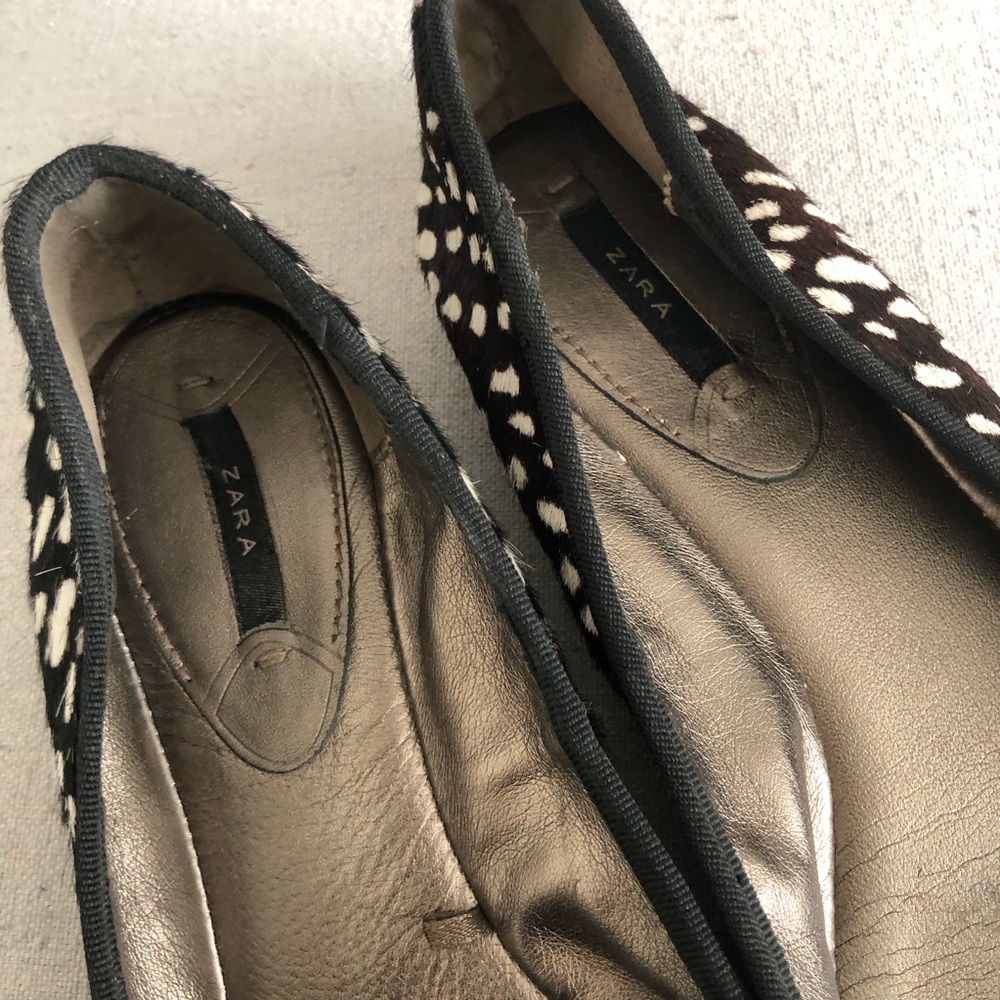 ZARA PONY HAIR FLATS - Picture 7 of 8